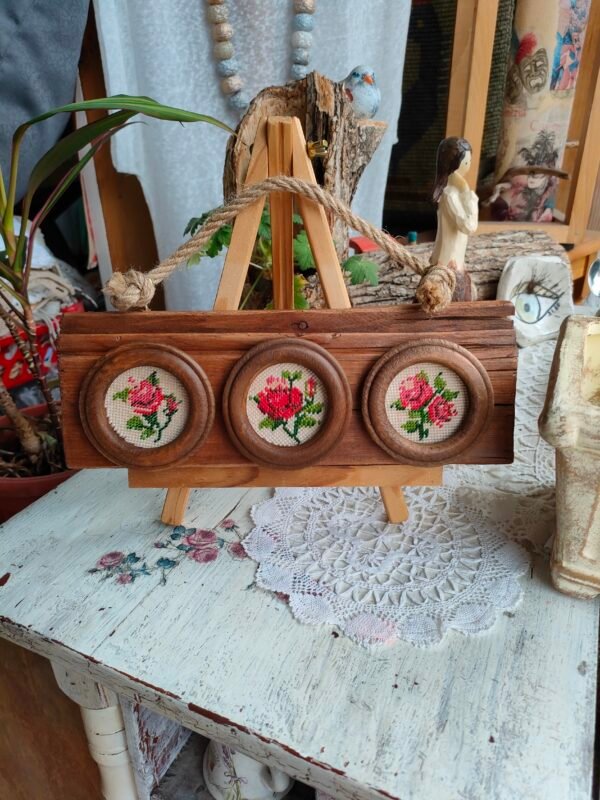 тройка рози