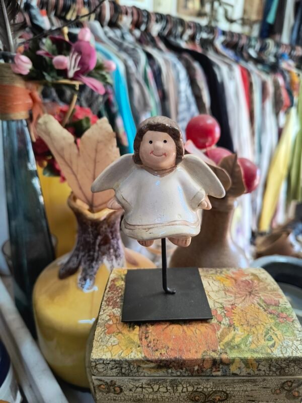 Керамичен ангел