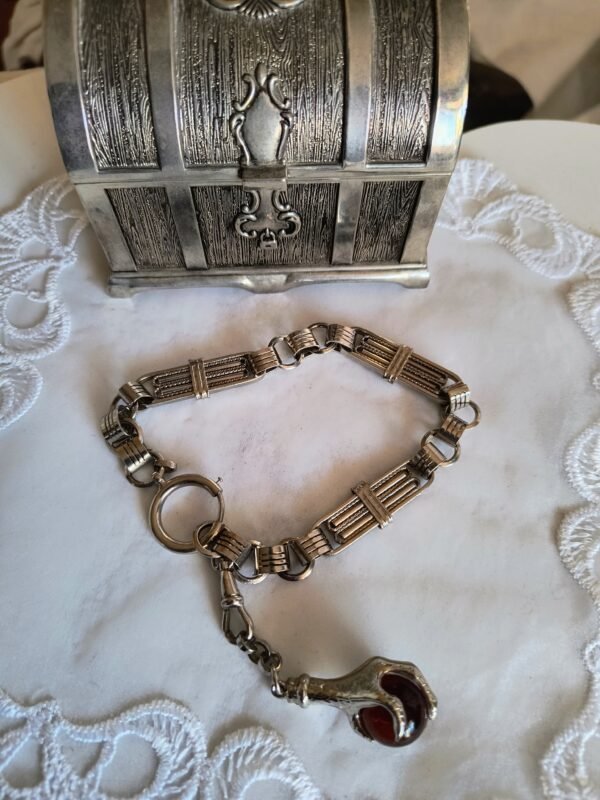 Орлови нокти